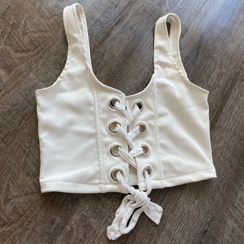 Tie Front Crop Top - Picture 2 of 5